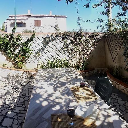 شقة Gollai House أروسييْ المظهر الخارجي الصورة