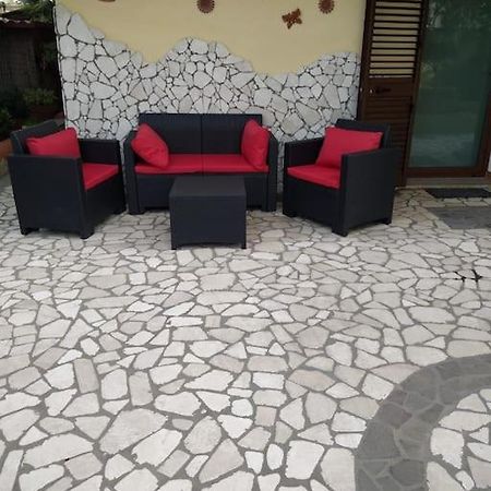 شقة Gollai House أروسييْ المظهر الخارجي الصورة