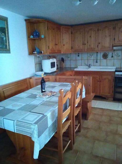 شقة Gollai House أروسييْ المظهر الخارجي الصورة